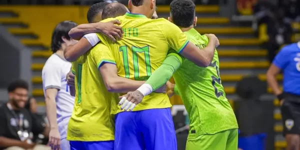 COPA DAS NAÇÕES DE FUTSAL DE 2025. PRIMEIRA FASE. FASE DE GRUPOS. GRUPO A. SEGUNDA RODADA. BRASIL. GUATEMALA.