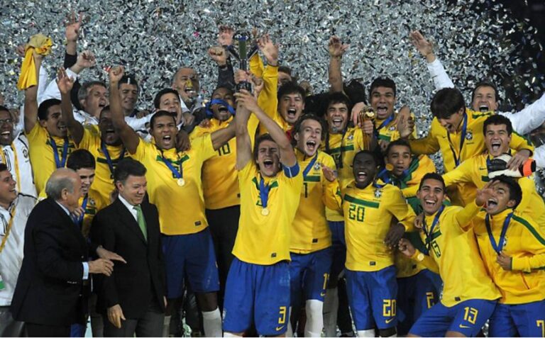 COPA DO MUNDO DE FUTEBOL SUB-20 DE 2025. BRASIL. BICAS O HEXACAMPEONATO. VENCEU. 1983.1985. 1993. 2003. 2011. SEDE. CHILE. GRUPO C. BRASIL. MÉXICO. ESPANHA. MARROCOS. VIGÉSIMA QUARTA EDIÇÃO.