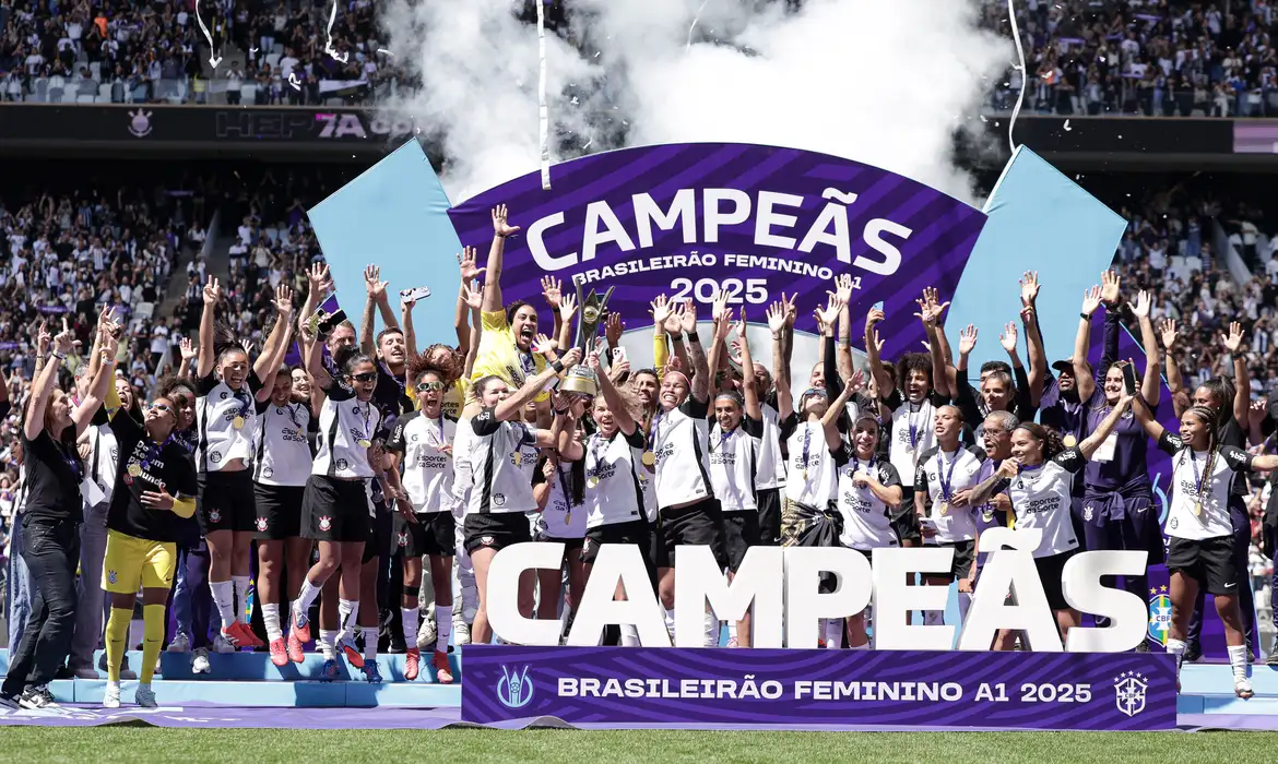 CAMPEONATO BRASILEIRO DE FUTEBOL FEMININO DA SÉRIE A1 DE 2025. FINAL. JOGO DE VOLTA. SEGUNDO JOGO. SEGUNDA PARTIDA. CORINTHIANS-SP. CAMPEÃO. HEPTACAMPEÃO. 2018. 2020. 2021. 2022. 2023. 2024. 2025. CRUZEIRO-MG. VICE-CAMPEÃO.
