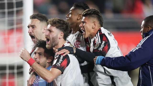 TAÇA LIBERTADORES DA AMÉRICA DE 2025. QUARTAS DE FINAL. JOGO DE VOLTA. SEGUNDO JOGO. SEGUNDA PARTIDA. FLAMENGO-RJ. BRASIL. CLASSIFICADO. ESTUDIANTES DE LA PLATA. ARGENTINA. ELIMINADO. SEMIFINAL. RACING. ARGENTINA. CONTRA. FLAMENGO-RJ. BRASIL. JOGO DE IDA. JOGO DE VOLTA. PRIMEIRO JOGO. PRIMEIRA PARTIDA. SEGUNDO JOGO. SEGUNDA PARTIDA.