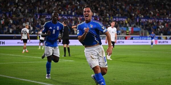 ELIMINATÓRIAS DA EUROPA. UEFA. UNIÃO DAS ASSOCIAÇÕES EUROPEIAS DE FUTEBOL. PRIMEIRA FASE. FASE DE GRUPOS. GRUPO I. QUINTA RODADA. ITÁLIA. ESTÔNIA.