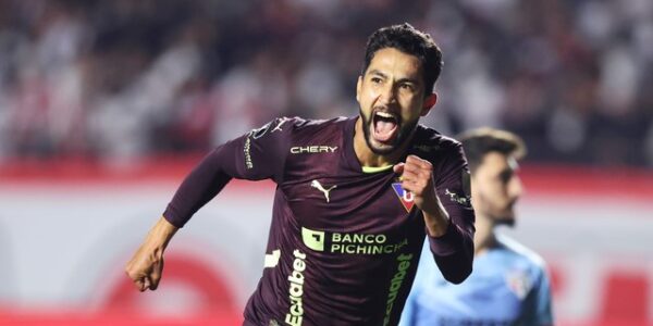 TAÇA LIBERTADORES DA AMÉRICA DE 2025. QUARTAS DE FINAL. JOGO DE VOLTA . SEGUNDA PARTIDA. SEGUNDO JOGO. LDU. LIGA DEPORTIVA UNIVERSITÁRIA DE QUITO. EQUADOR. CLASSIFICADO. SÃO PAULO-SP. BRASIL. ELIMINADO. SEMIFINAL. JOGO DE IDA. PRIMEIRO JOGO. PRIMEIRA PARTIDA. JOGO DE VOLTA . SEGUNDA PARTIDA. SEGUNDO JOGO. PALMEIRAS-SP. BRASIL. CONTRA. LDU. LIGA DEPORTIVA UNIVERSITÁRIA DE QUITO. EQUADOR.