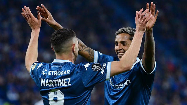 TAÇA LIBERTADORES DA AMPERICA DE 2025. QUARTAS DE FINAL. JOGO DE IDA. PRIMEIRA PARTIDA. PRIMEIRO JOGO. VÉLEZ SARSFIELD. ARGENTINA. RACING. ARGENTINA.