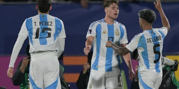 COPA DO MUNDO SUB-20 DE 2025. NACIONAL DE CHILE. SEDE. CHILE. SEMIFINAL. JOGO ÚNICO. PARTIDA ÚNICA. ARGENTINA. CLASSIFICADA. COLÔMBIA. ELIMINADA. DECISÃO DO TERCEIRO COLOCADO. QUARTO COLOCADO. COLÔMBIA. CONTRA. FRANÇA. FINAL. JOGO ÚNICO. PARTIDA ÚNICA. ARGENTINA. CONTRA. MARROCOS.