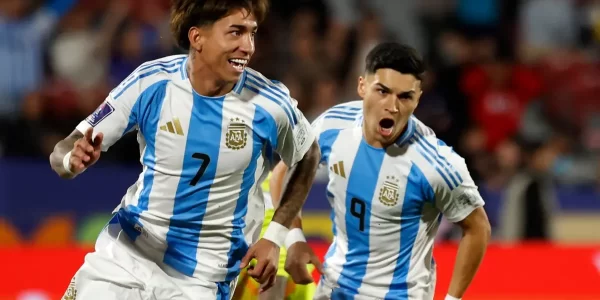 COPA DO MUNDO SUB-20. SEDE. CHILE. QUARTAS DE FINAL. JOGO ÚNICO. PARTIDA ÚNICA. ARGENTINA. CLASSIFICADA. MÉXICO. ELIMINADO. SEMIFINAL. JOGO ÚNICO. PARTIDA ÚNICA. ARGENTINA. CONTRA. COLÔMBIA. 15 DE OUTUBRO DE 2025. ÀS 20 HORAS. HORARIO DE BRASÍLIA. NACIONAL DE SANTIAGO. CHILE.