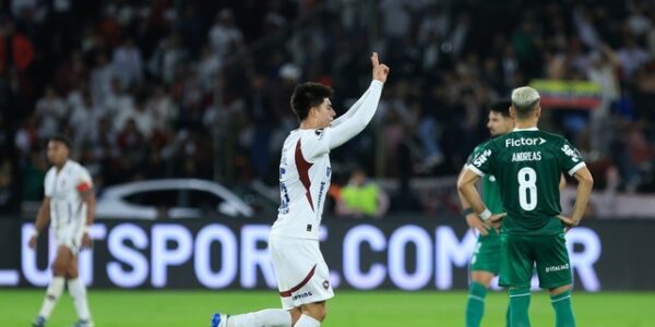 TAÇA LIBERTADORES DA AMÉRICA DE 2025. SEMIFINAL. JOGO DE IDA. PRIMEIRO JOGO. PRIMEIRA PARTIDA. LIGA DEPORTIVA UNIVERSITÁRIA DE QUITO. EQUADOR. PALMEIRAS-SP. BRASIL