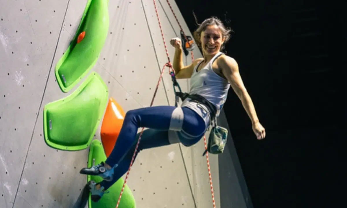 ESCALADA. PARAESCALADA. MARINA DIAS. MEDALHA DE OURO. EDUARDO SCHAUS. MEDALHA DE BRONZE. LAVAL. FRANÇA.