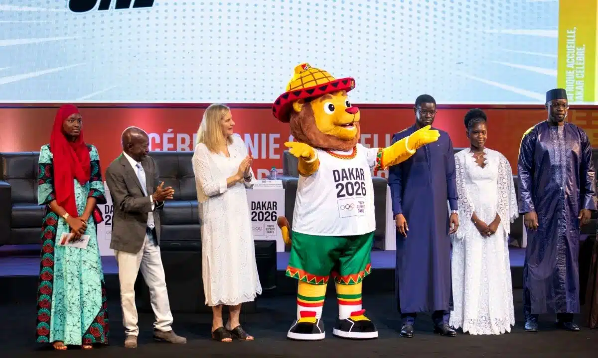 JOGOS OLÍMPICOS DA JUVENTUDE. DAKAR. SENEGAL. 2026. 1 ANO. MASCOTE. AYO.