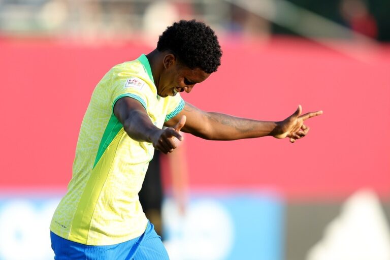 COPA DO MUNDO DE FUTEBOL SUB-17 DE 2025. PRIMEIRA FASE. PRIMEIRA RODADA. GRUPO H. BRASIL. HONDURAS.