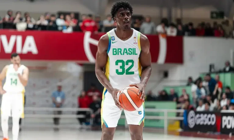 BASQUETE. QUALIFICATÓRIAS DAS AMÉRICAS DA COPA DO MUNDO DE BASQUETE. PRIMEIRA FASE. GRUPO C. BRASIL. CHILE. PRIMEIRA RODADA. FIBA. FEDERAÇÃO INTERNACIONAL DE BASQUETE AMADOR.