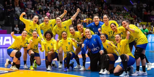 COPA DO MUNDO DE HANDEBOL. FEMININO. SEDE. ALEMANHA. HOLANDA. PRIMEIRA FASE. PRIMEIRA RODADA. GRUPO G. BRASIL. CUBA.
