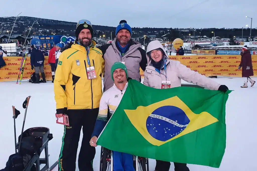 NORUEGA. ESPORTES NA NEVE. NORUEGA. COPA CONTINETAL. CRISTIAN RIBERA. BRASIL. 2 MEDLAHAS DE OURO.