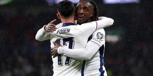 ELIMINATÓRIAS DA UEFA. UNIÃO DAS ASSOCIAÇÕES EUROPEIAS DE FUTEBOL. COPA DO MUNDO DE 2026. PRIEMIRA FASE. NONA RODADA. GRUPO K. INGLATERRA. CLASSIFICADA. SÉRVIA. ELIMINADA.