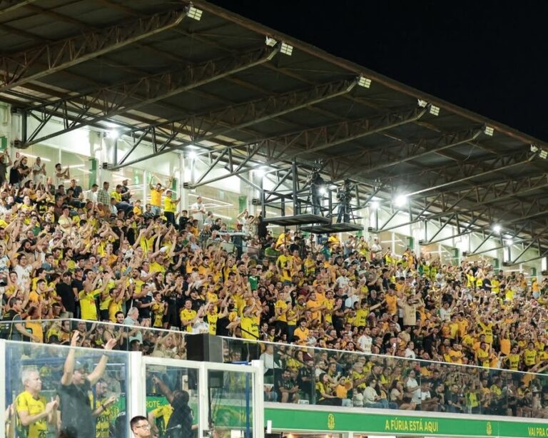 MIRASSOL. TAÇA LIBERTADORES DA AMÉRICA DE 2026. FUTEBOL FEMININO. AEROPORTO.