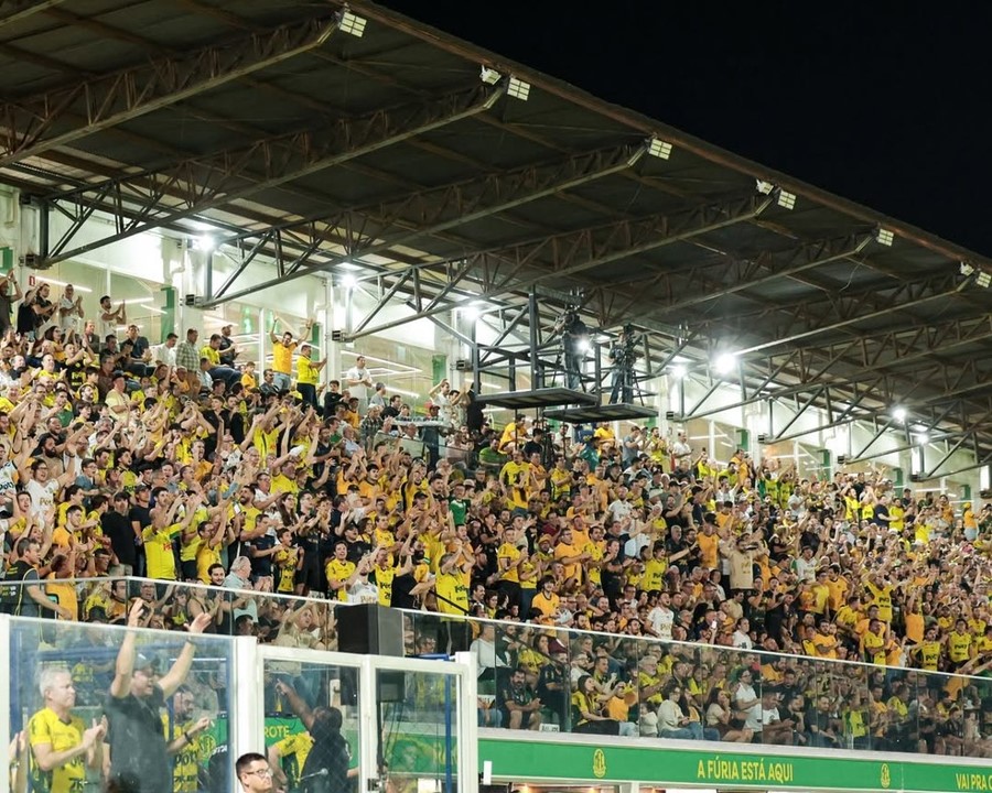 MIRASSOL. TAÇA LIBERTADORES DA AMÉRICA DE 2026. FUTEBOL FEMININO. AEROPORTO.