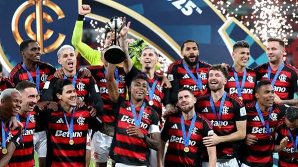 COPA INTERCONTINENTAL. CHALLENGER CUP. 2025. SEMIFINAL. JOGO ÚNICO. PARTIDA ÚNICA. FLAMENGO-RJ. BRASIL. CAMPEÃO. PYRAMIDS. EGITO. VICE-CAMPEÃO. FINAL. JOGO ÚNICO. PARTIDA ÚNICA. PARIS SAINT-GERMAIN. FRANÇA. CONTRA. FLAMENGO-RJ. BRASIL.