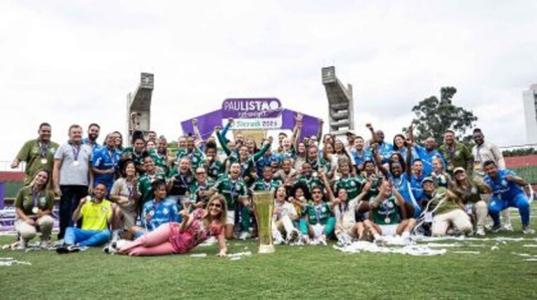 CAMPEONATO PAULISTA DE FUTEBOL FEMININO DE 2025. FINAL. JOGO DE VOLTA. SEGUNDO JOGO. SEGUNDA PARTIDA. PALMEIRAS-SP. CAMPEÃO. TETRACAMPEÃO. 2025. 2024. 2022. 2001. CORINTHIANS-SP. VICE-CAMPEÃO.