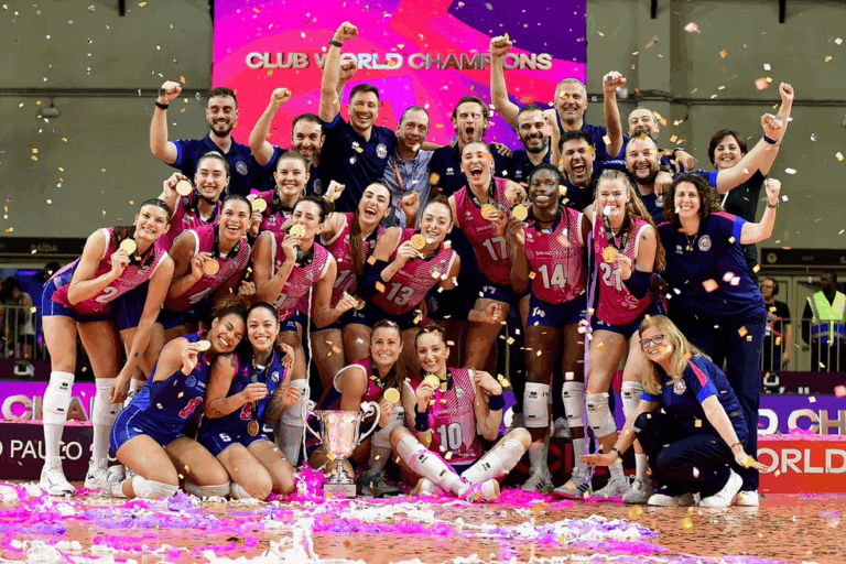 VÔLEI. FEMININO. MUNDIAL DE CLUBES. FINAL. JOGO ÚNICO. PARTIDA ÚNICA. SCANDICCI. CAMPEÃO. ITÁLIA. CONEGLIANO. ITÁLIA. VICE-CAMPEÃO.