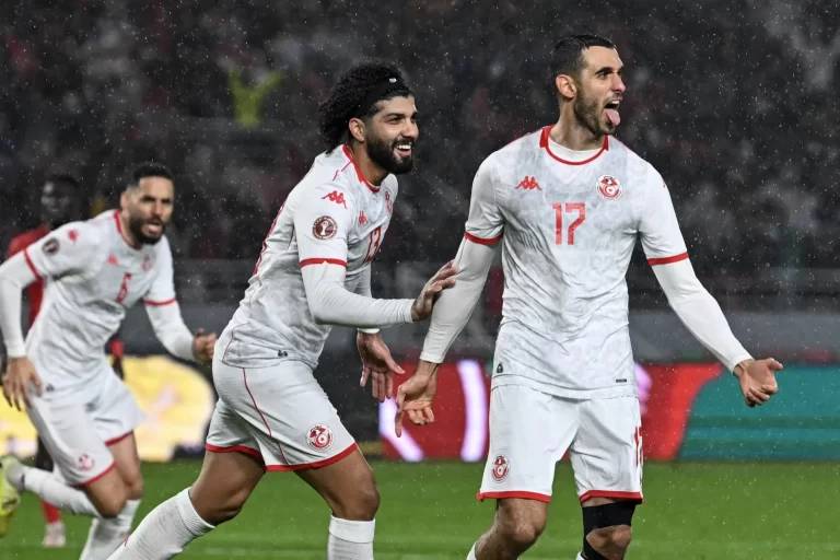 COPA AFRICANA DE NAÇÕES. PRIMEIRA FASE. SEDE. MARROCOS. PRIMEIRA RODADA. GRUPO C. TUNÍSIA. UGANDA.