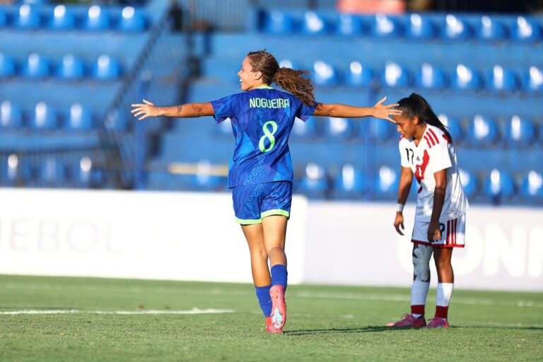 SUL-AMERICANO SUB-20. FEMININO. PRIMEIRA FASE. QUARTA RODADA. GRUPO B. BRASIL. PERU.