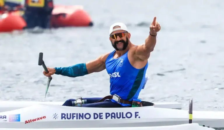 CANOAGEM. PARALÍMPICO. FERNANDO RUFINO. BRASIL. COPA DO BRASIL. CURITIBA-PR.
