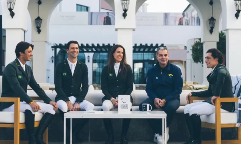 HIPISMO. EQUIPE BRASILEIRA. BRASIL. MEDALHA DE BRONZE.