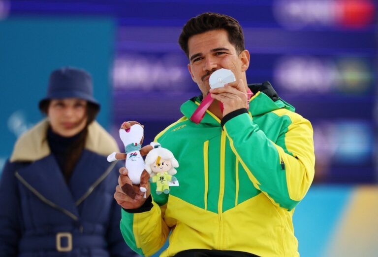 CRISTIAN RIBERA. BRASIL. MEDALHA DE PRATA. JOGOS PARALÍMPICOS. MILÃO. CORTINA. ITÁLIA.