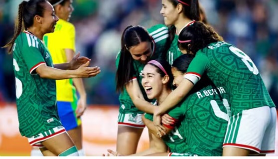 AMISTOSO INTERNACIONAL. FUTEBOL FEMININO. MÉXICO. BRASIL.