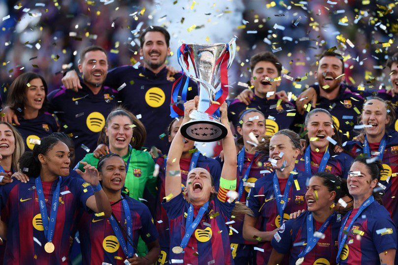 CHAMPIONS. LEAGUE. FEMININA. FINAL. OSLO. NORUEGA. JOGO ÚNICO. PARTIDA ÚNICA. BARCELONA. ESPANHA. CAMPEÃO. TETRACAMPEÃO. 2020/2021. 2022/2023. 2023/2024. 2025/2026. LYON. FRANÇA. VICE-CAMPEÃO.