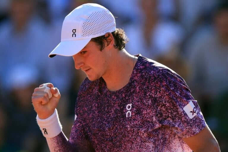 ROLAND GARROS. SEGUNA RODADA. JOÃO FONSECA. BRASIL. CLASSIFICADO. DINO PRIZMIC. CROÁCIA. ELIMIANDO.