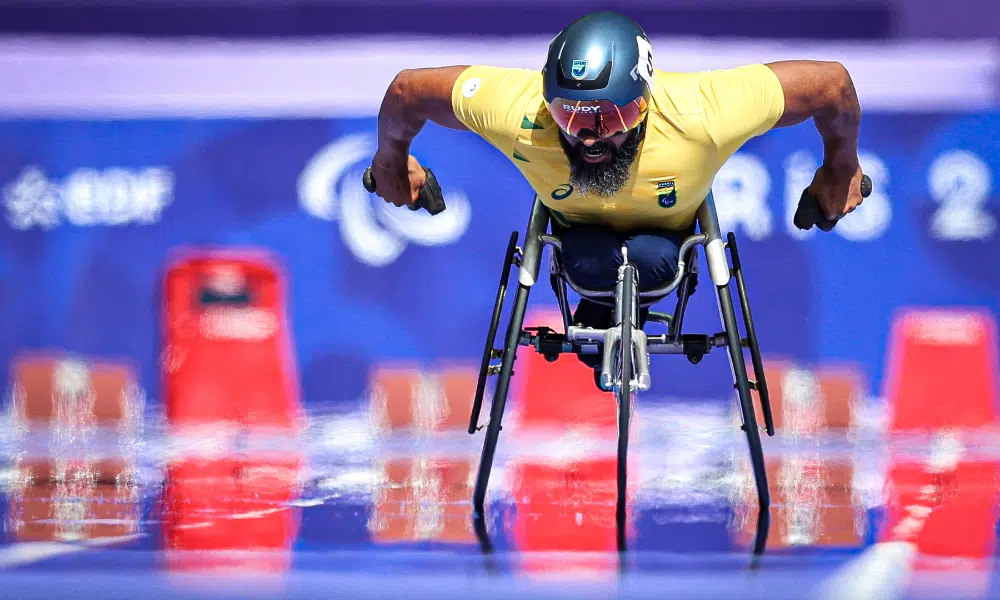 ATLETISMO. PARALÍMPIADA. ARIOSVALDO. MEDALHA DE PRATA. SUÍÇA.