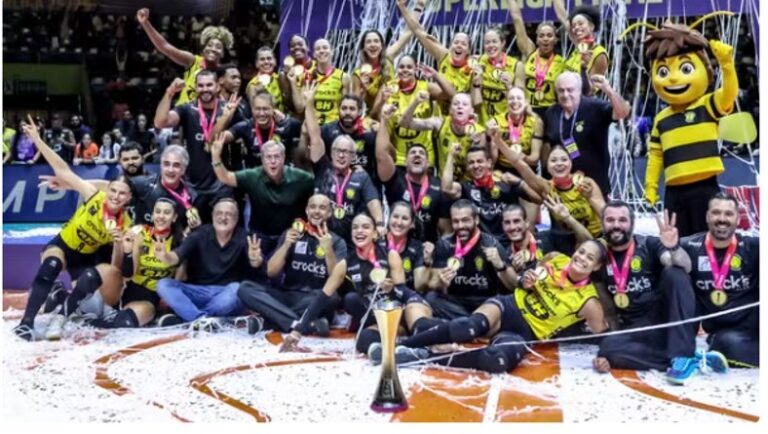 PRAIA CLUBE-MG. TRICAMPEÃO. SUPERLIGA FEMININA. 2017/2018. 2022/2023. 2025/2026. MINAS-MG. VICE-CAMPEÃO.