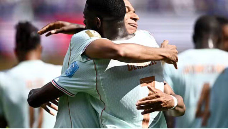 COPA DO MUNDO DE 2026. PRIMEIRA FASE. TERCEIRA RODADA. GRUPO I. FRANÇA. PRIMEIRA COLOCADA. CLASSIFICADA. 9 PONTOS. NORUEGA, SEGUNDA COLOCADA. CLASSIFICADA. 6 PONTOS. SENEGAL. TERCEIRO COLOCADO. 3 PONTOS. IRAQUE. QUARTO COLOCADO. ELIMINADO. 0 PONTO.