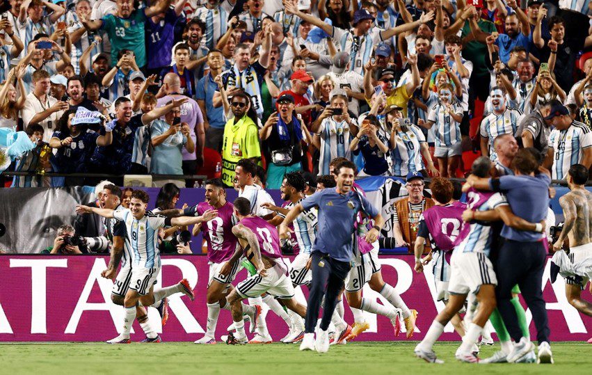 COPA DO MUNDO DE 2026. 36 ANOS. COPA DO MUNDO DE 1990. 4 CAMPEÕES. ARGENTINA. ESPANHA. FRANÇA. INGLATERRA.