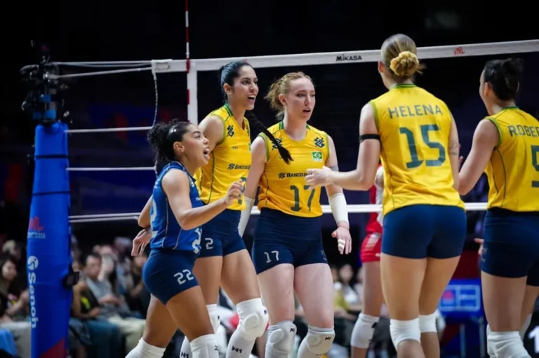 LIGA DAS NAÇÕES DE VÔLEI. PRIMEIRA FASE. BRASIL. POLÔNIA.