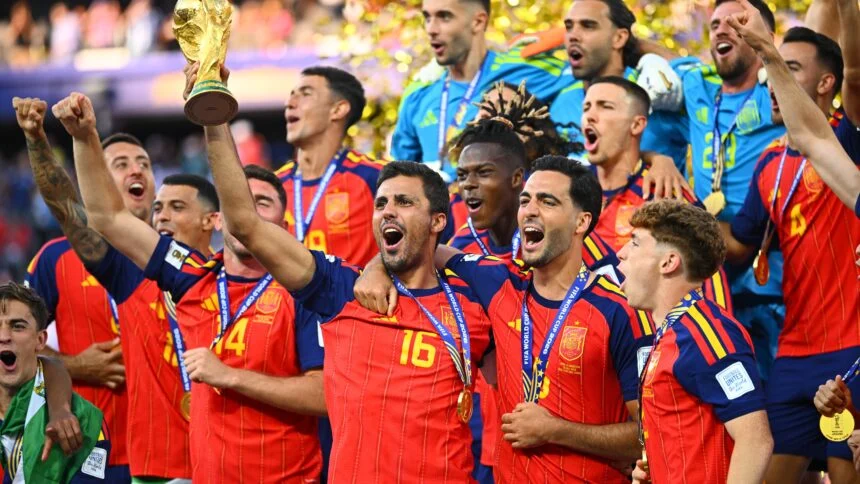 COPA DO MUNDO DE 2026. FINAL. JOGO ÚNICO. PARTIDA ÚNICA. NOVA JERSEY. ESTADOS UNIDOS. ESPANHA. CAMPEÃ. BICAMPEÃ. 2010. 2026. ARGENTINA. VICE-CAMPEÃ.