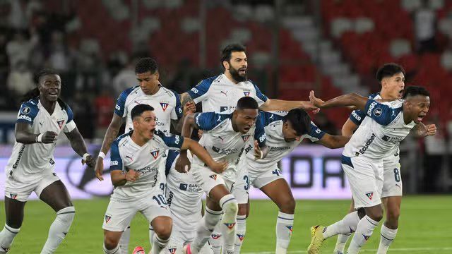 TAÇA LIBERTADORES DA AMÉRICA DE 2026. OITAVAS DE FINAL. JOGO DE VOLTA. SEGUNDO JOGO. SEGUNDA PARTIDA. LDU. LIGA DEPORTIVA UNIVERSITÁRIA DE QUITO. EQUADOR. CLASSIFICADO. MIRASSOL-SP. BRASIL. ELIMINADO. QUARTAS DE FINAL. JOGO DE IDA. JOGO DE VOLTA. PRIMEIRO JOGO. PRIMEIRA PARTIDA. PRIMEIRO JOGO. SEGUNDO JOGO. SEGUNDA PARTIDA. LDU. LIGA DEPORTIVA UNIVERSITÁRIA DW QUITO. EQUADOR. CONTRA. PALMEIRAS-SP. BRASIL.