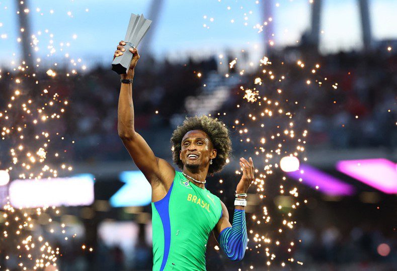 ALISON DOS SANTOS. ULTIMATE. BARREIRAS. METROS. MEDALHA DE OURO. BUDAPESTE. HUNGRIA.