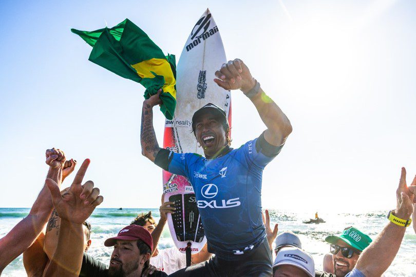 SURFE. MIGUEL PUPO. CAMPEÃO MUNDIAL. CALIFÓRNIA. ESTADOS UNIDOS.