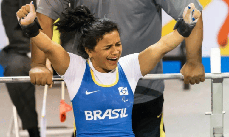 HALTEROFILISMO. BRASIL. MEDALHA DE OURO. PARALÍMPICO. MARIA RIZONAIDE.
